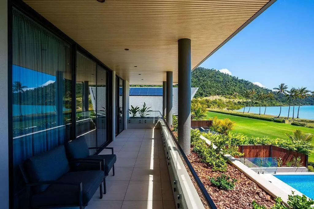 Jasper Villa Airlie Beach
