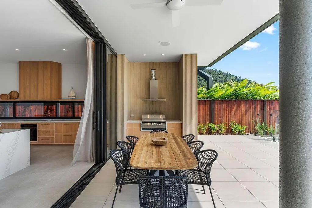Holiday home Jasper Villa Airlie Beach