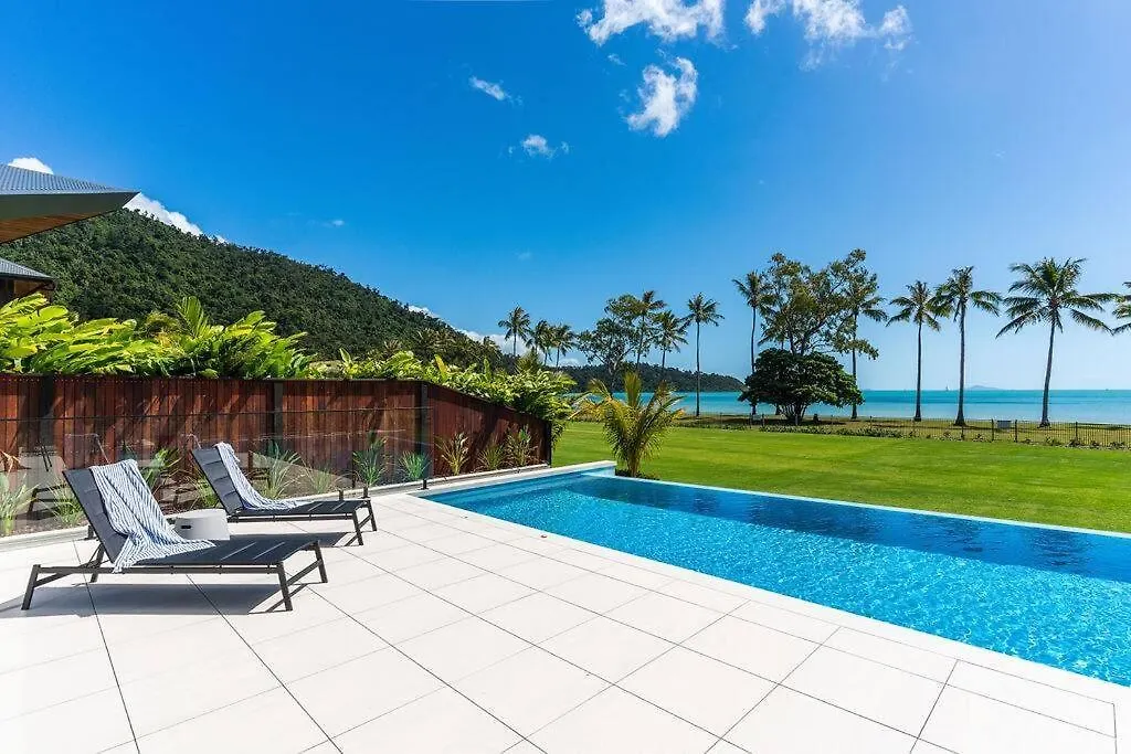 Jasper Villa Airlie Beach